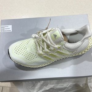 Mens adidas ultra 4D size 9 1/2